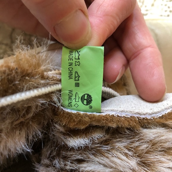 Timberland boots, fur lined, Woman’s Size 7.5 - Picture 8 of 12